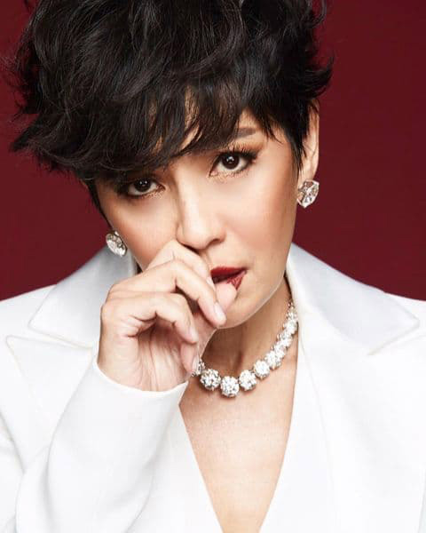 น้องฉัตร ช่างแต่งหน้า