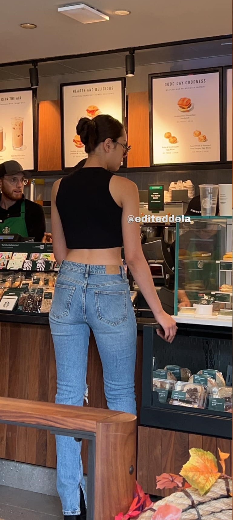 แอนนา เสืองามเอี่ยม