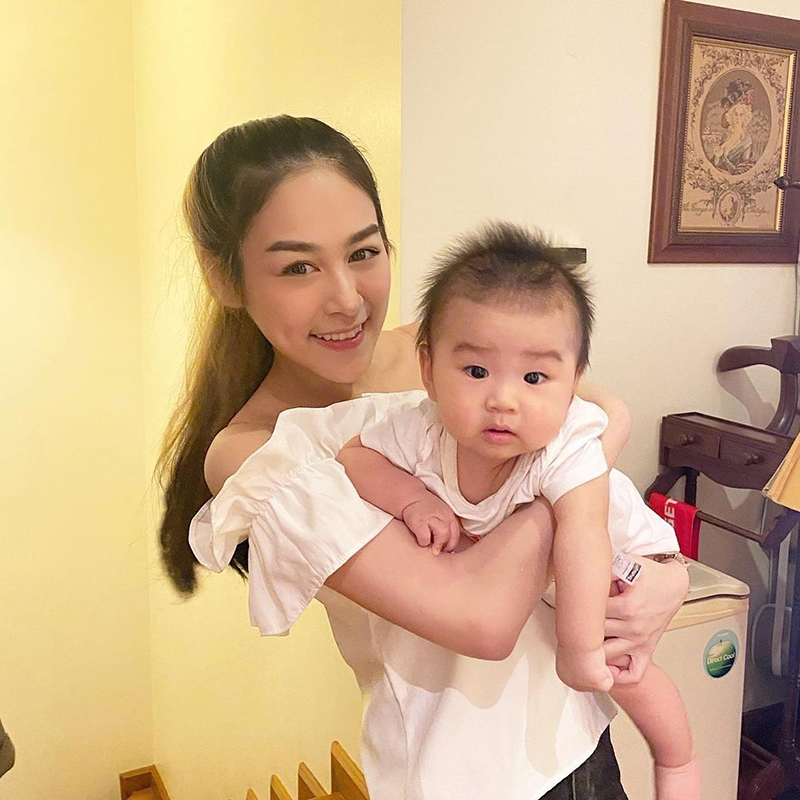 น้ำตาล ณัชชา ลูคัส