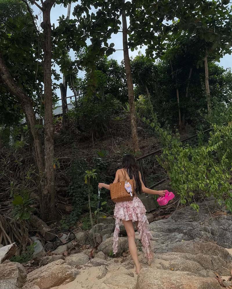 ตาออม 4EVE