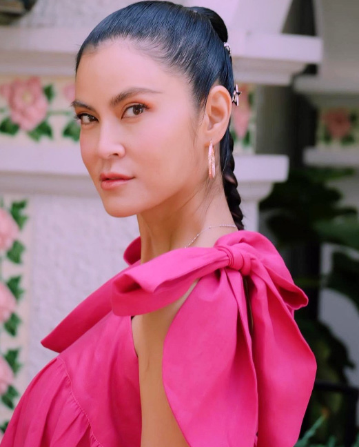 ปิ่น เก็จมณี ประวัติ