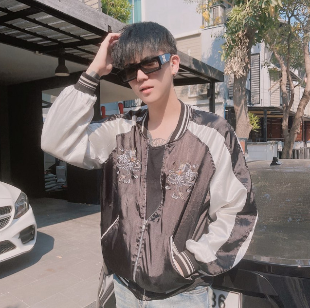 นิก คุณาธิป