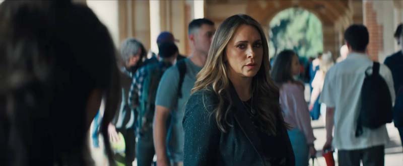 เจนนิเฟอร์ เลิฟ เฮวิตต์ นักแสดงนำในหนัง I Know What You Did Last Summer