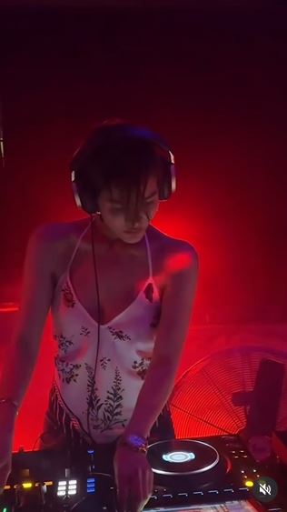 เจนี่ เทียนโพธิ์สุวรรณ หั่นผมสั้นสวมมาด DJ911