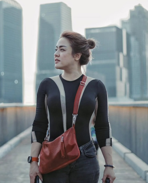 บีม จารุวรรณ ประวัตินักร้องสาวเสียงเท่มีเสน่ห์ ที่หลายคนหลงใหล