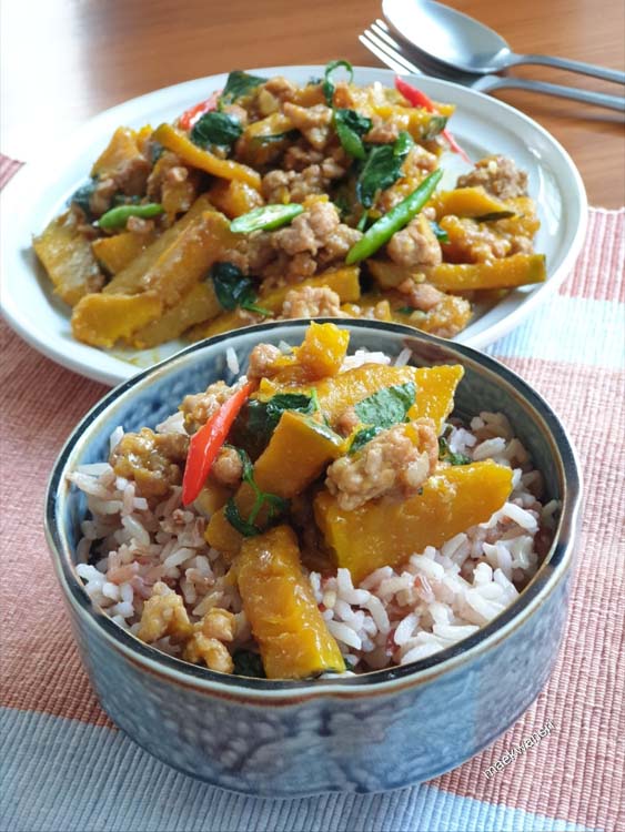 ฟักทองผัดหมูสับ