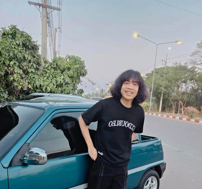 ส่องภาพ ปุ้ย L.กฮ. สมัยหนุ่ม ๆ ลุคผมสั้น คมเข้มไม่เบา