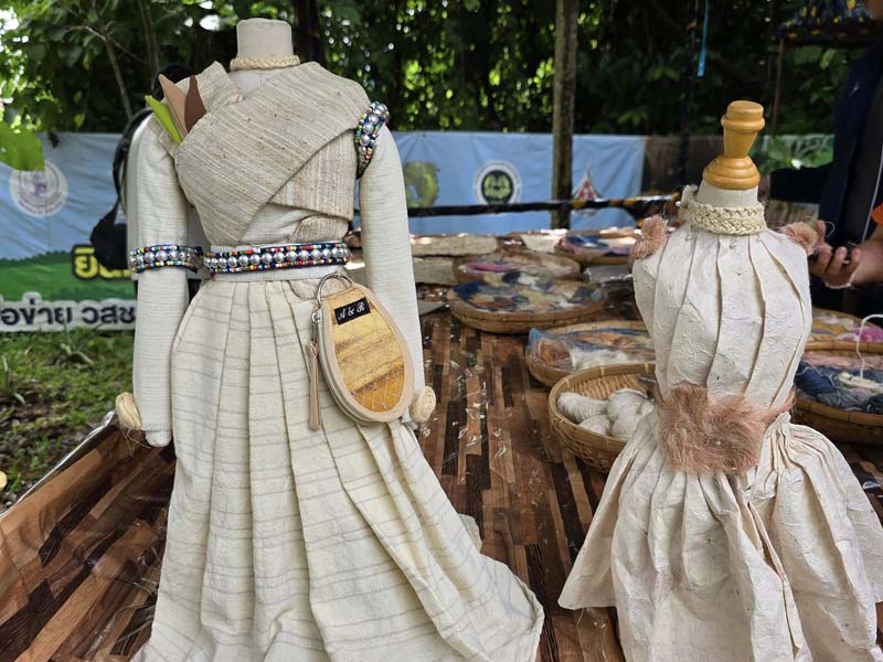 ผ้าใยสับปะรด เชียงราย