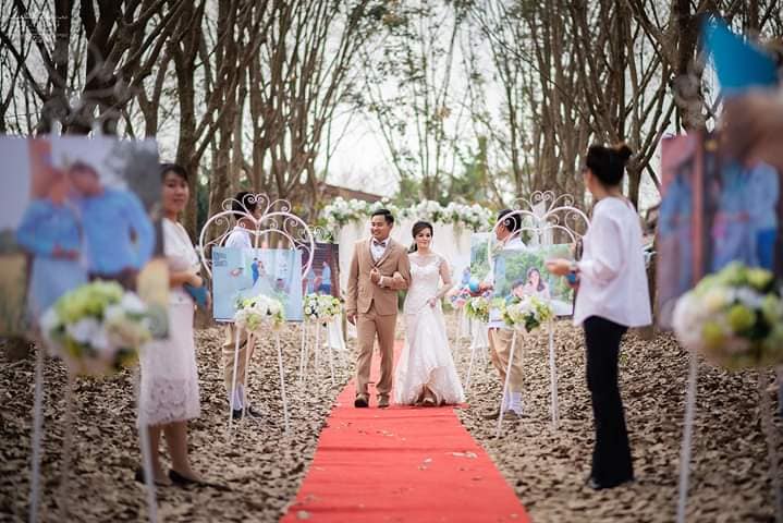 งานแต่งในสวนยาง