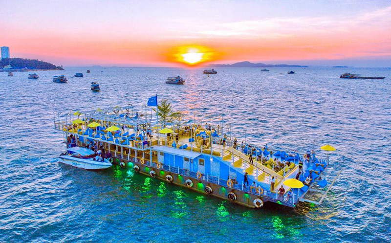 ตกปลาหมึกพัทยา