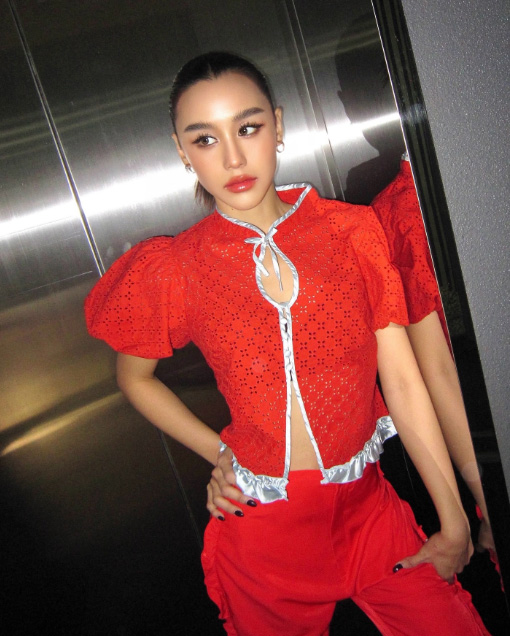 แฟชั่นดารารับตรุษจีน 2568 ส่อง 18 ไอเดียชุดจีนสุดอลัง สวยจึ้งแบบไม่มีใครยอมใคร