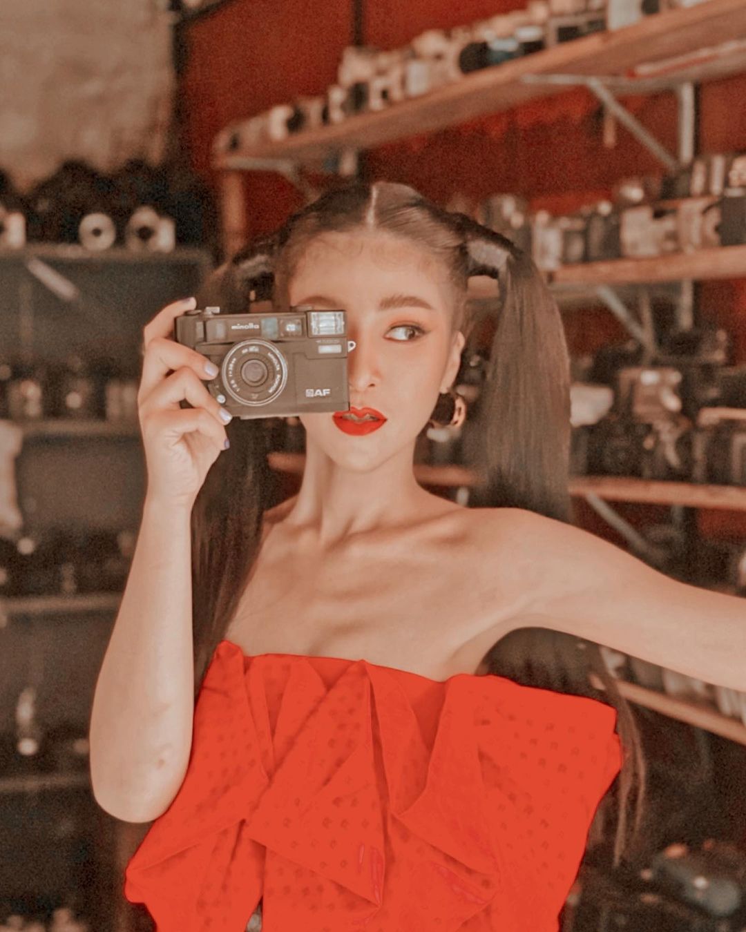 อ๋อมแอ๋ม ปิยธิดา โพธิ์ไทร