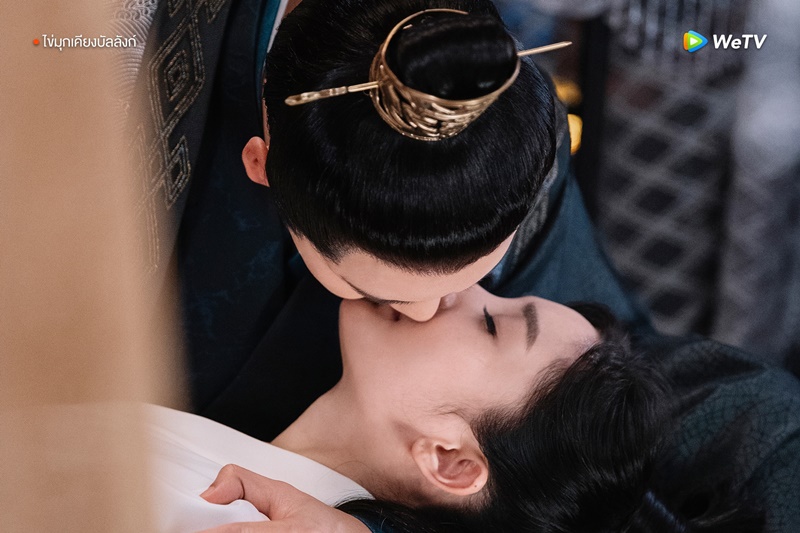 ไข่มุกเคียงบัลลังก์