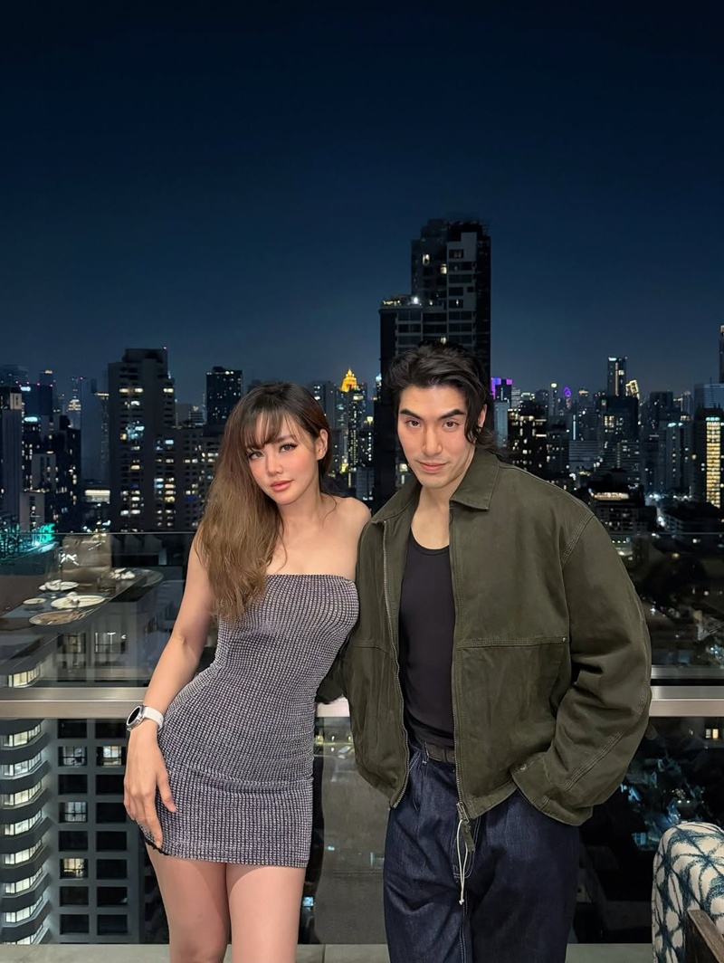 แนนนี่ เกิร์ลลี่ เบอร์รี่