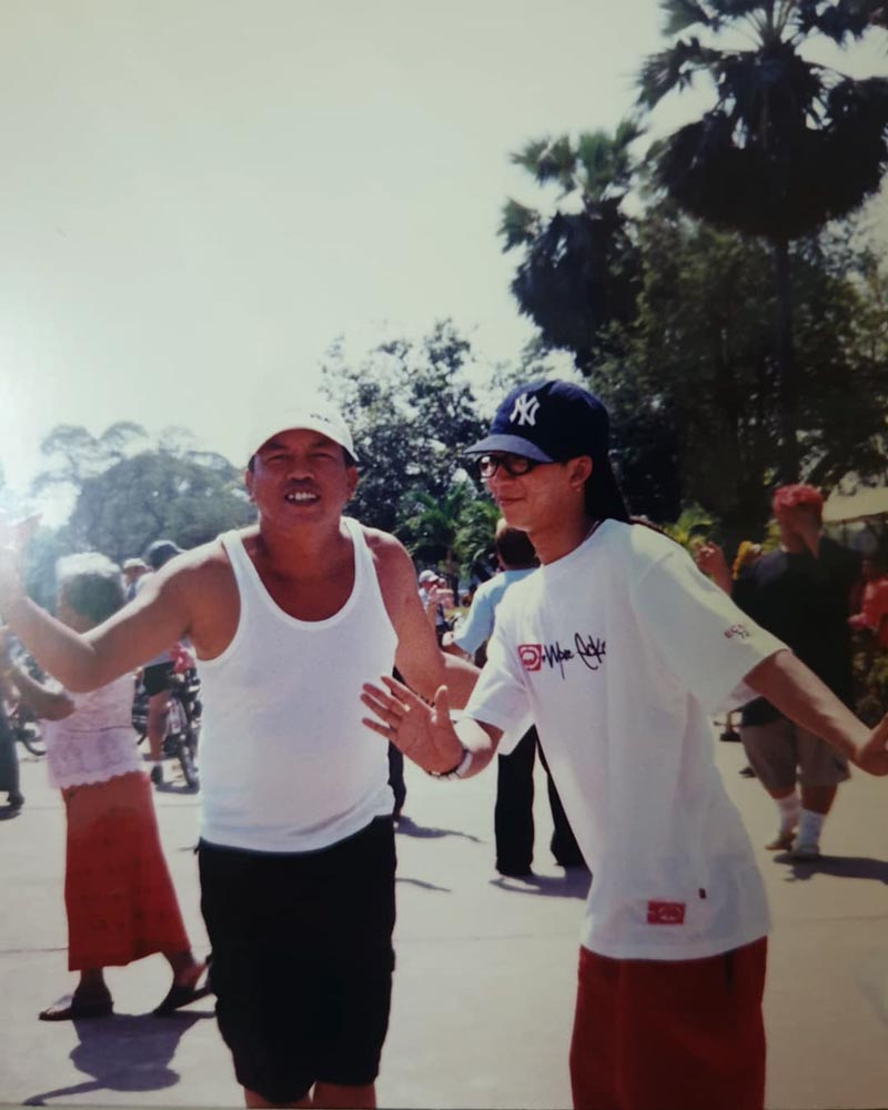 น้าค่อม ชวนชื่น