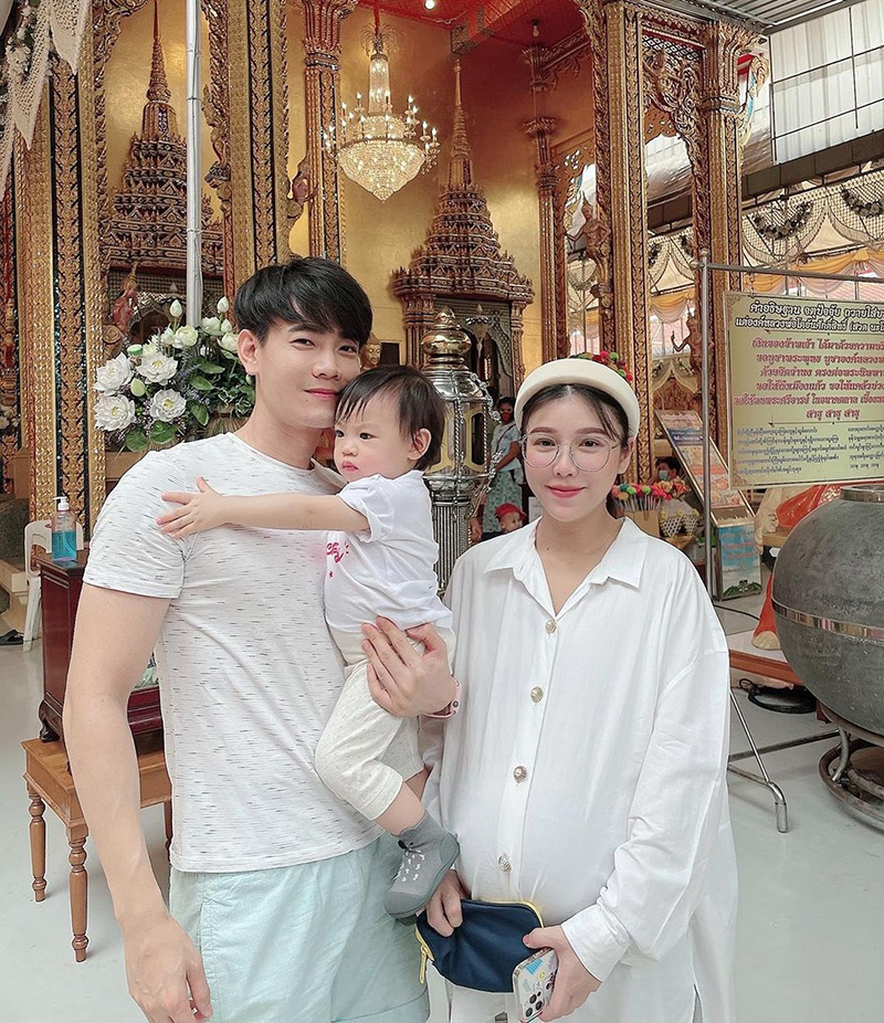 แอปเปิ้ล สีสะเหงียน - ฟลุค จิระ