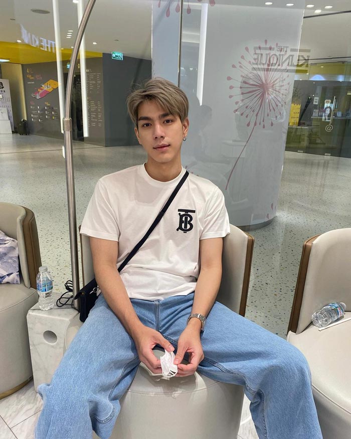 ไบร์ท นรภัทร