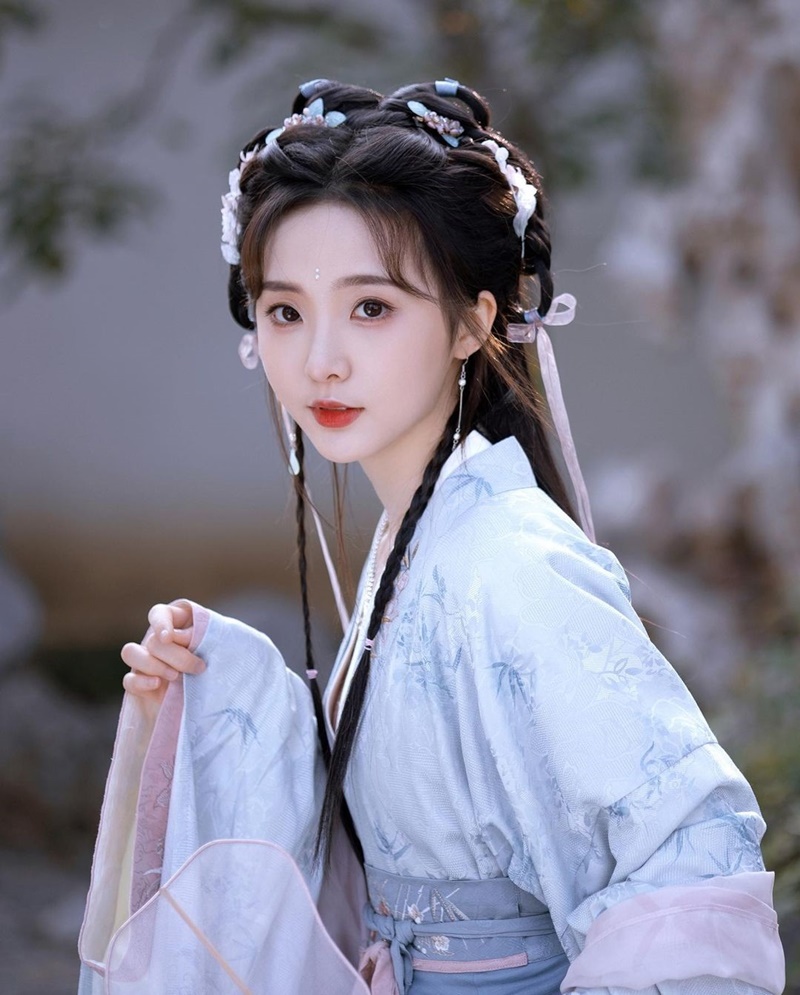 เนเน่ พรนับพัน พรเพ็ญพิพัฒน์