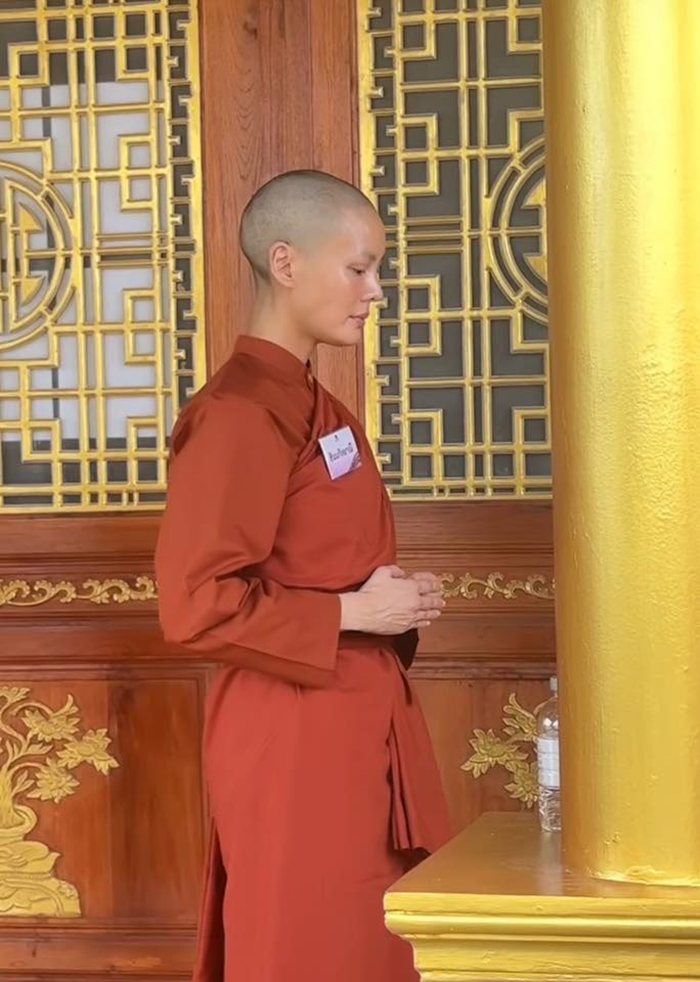 เปิดภาพแรก เจนี่ เทียนโพธิ์สุวรรณ บวชสามเณรีแล้ว