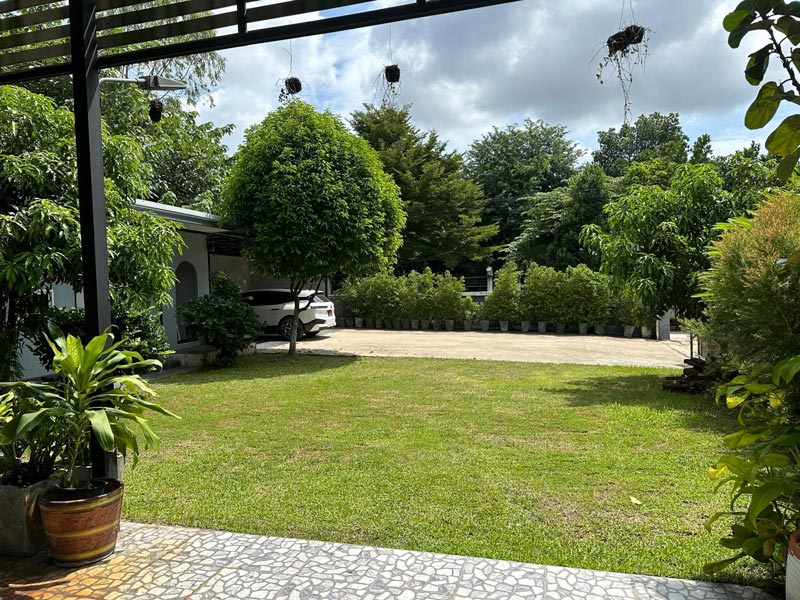 ครูไพบูลย์ ขายบ้าน