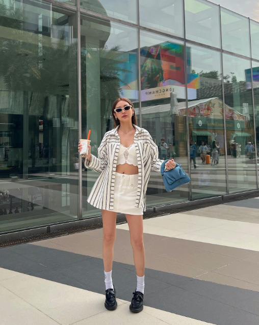 พรอยมน มนสภรณ์ แต่งตัวไปสยาม