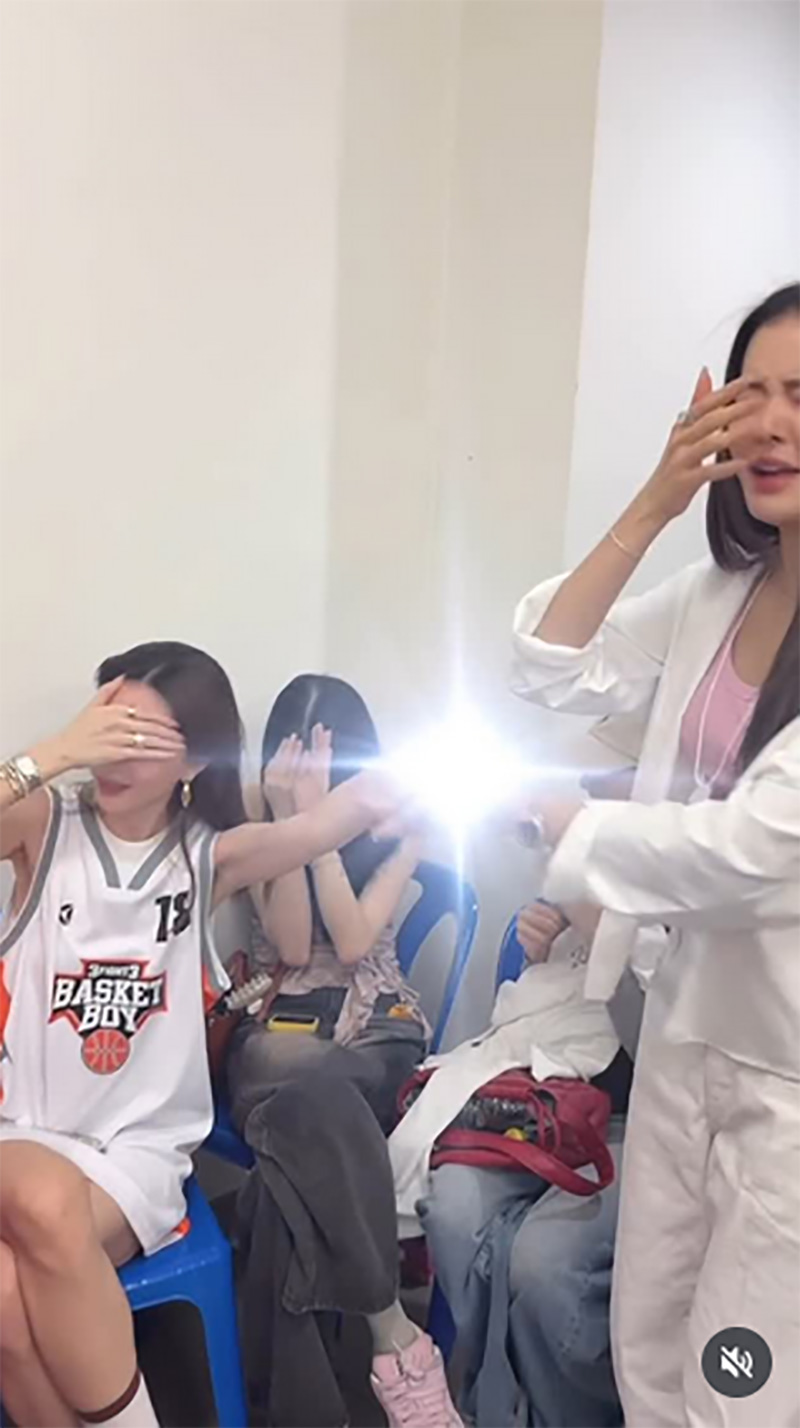 โบว์ เมลดา ขอ ใหม่ ดาวิกา ดูแหวน 15 กะรัต