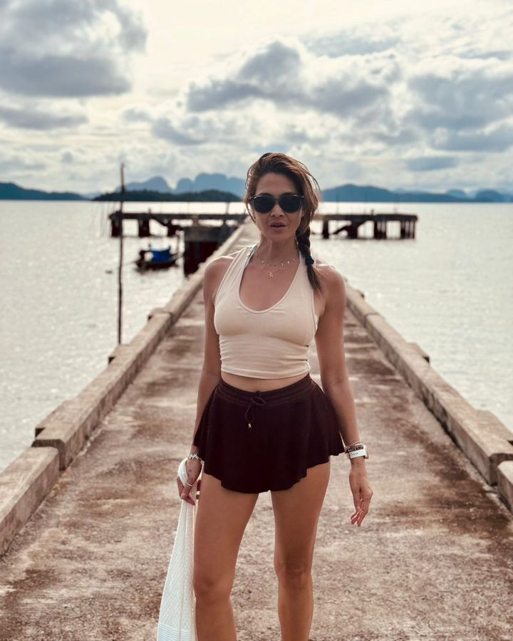 ลูกเกด เมทินี หุ่นยังแซ่บในวัย 52