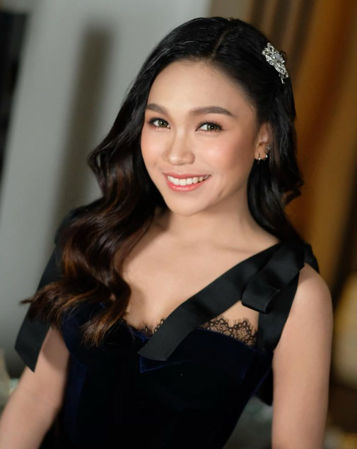 น้องฉัตร ช่างแต่งหน้า