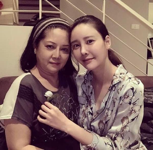 แตงโม นิดา