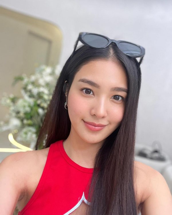 เฟิร์น นพจิรา