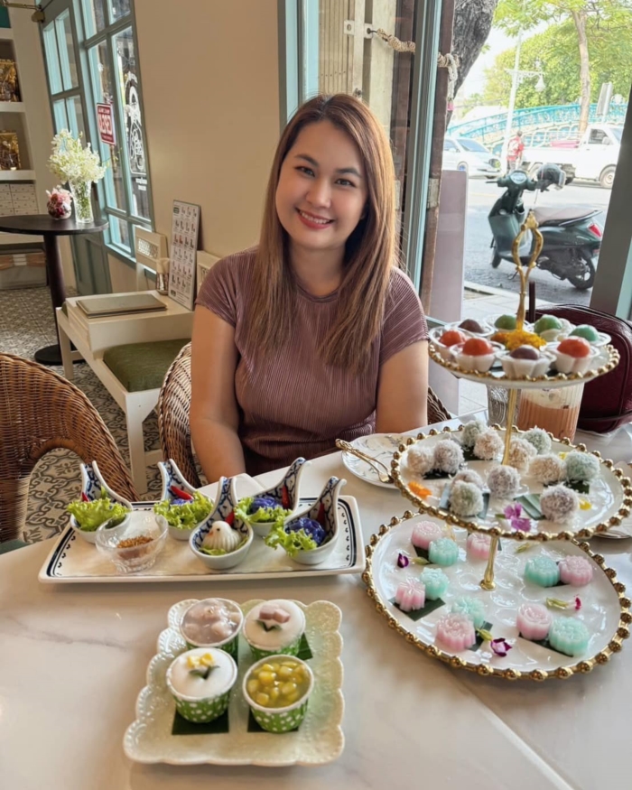 จูน เพ็ญชุลี