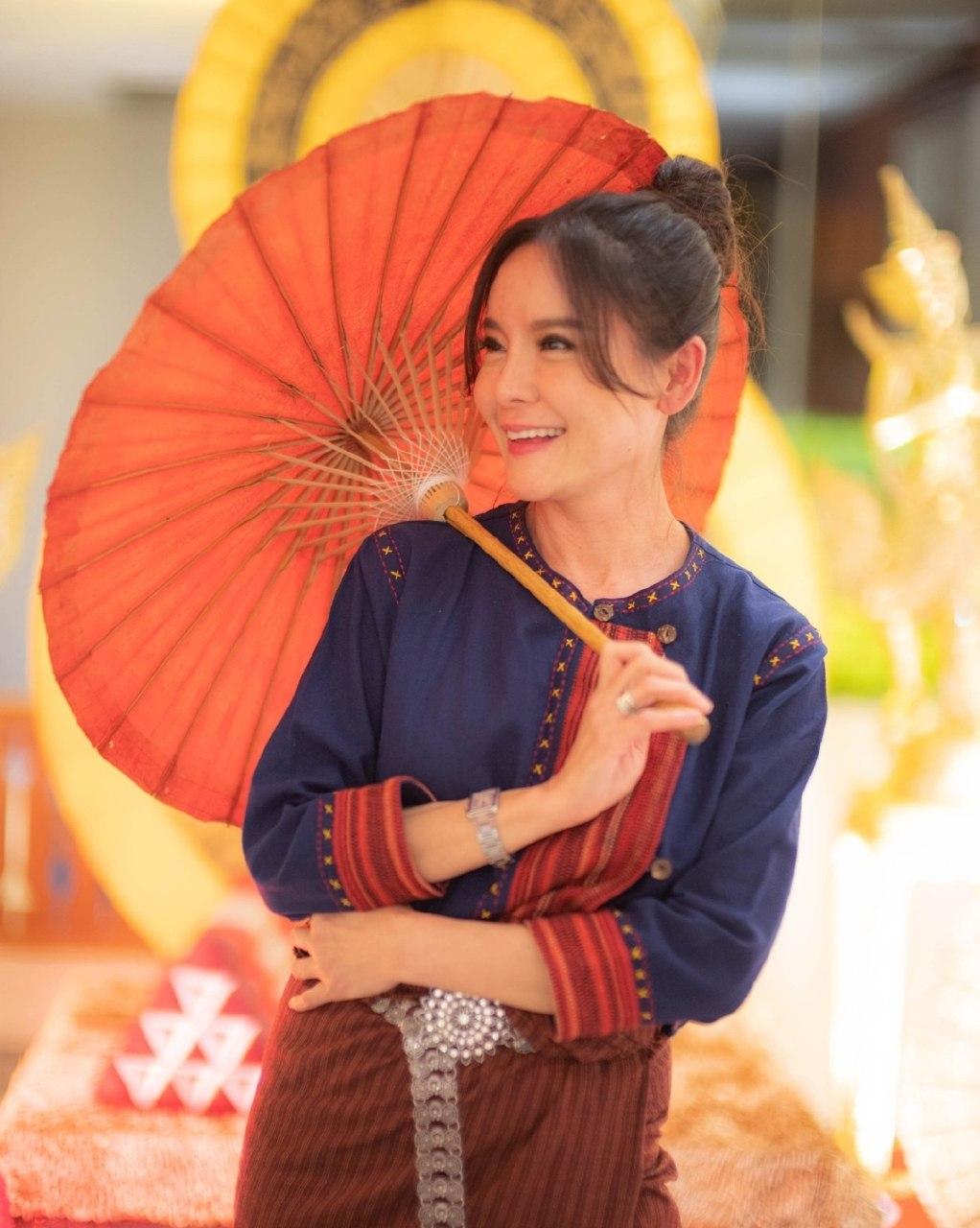 อุ๋ย มณีรัตน์