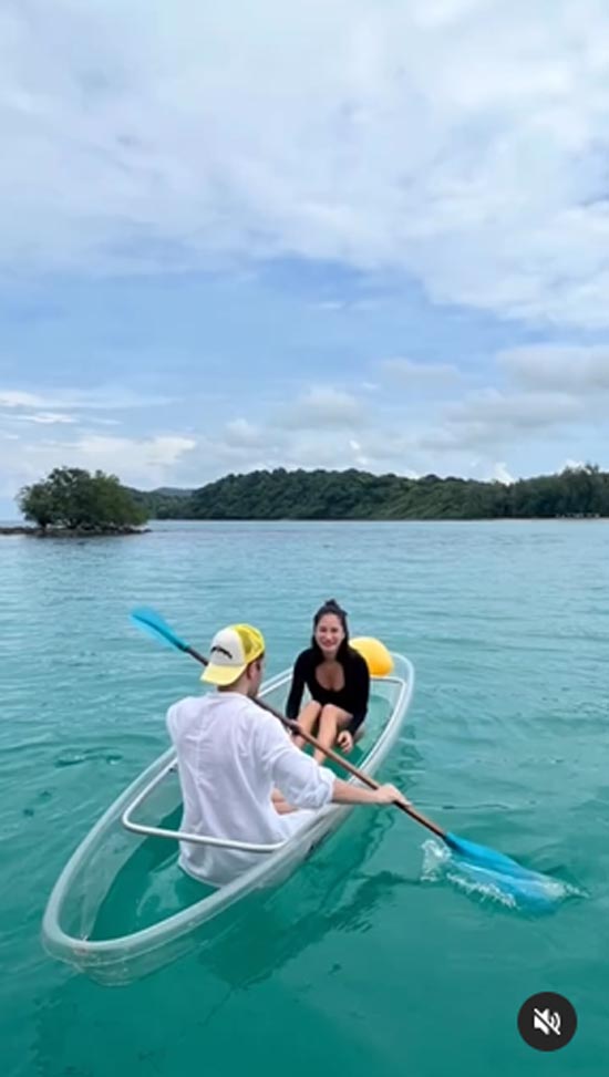 พลอย พลอยพรรณ