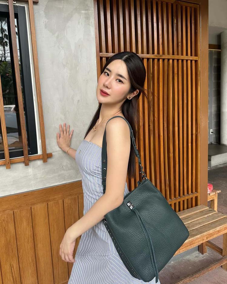 นุ่น สุทธิภา