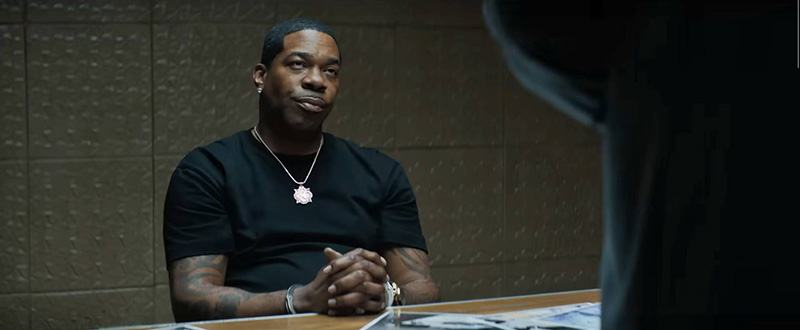 ฉากในตัวอย่างหนัง The Naked Gun