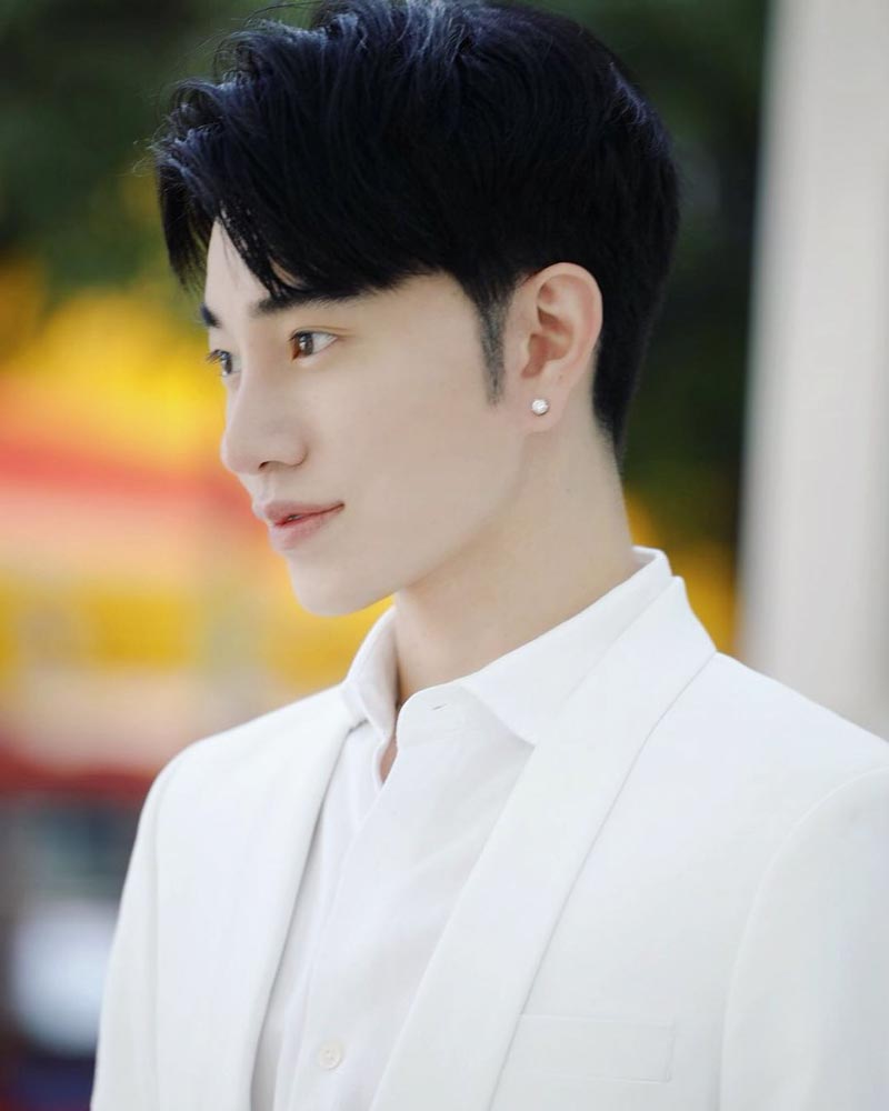 น้องฉัตร ช่างแต่งหน้า