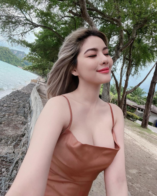 หนิง ปัทมา ชุดว่ายน้ำ