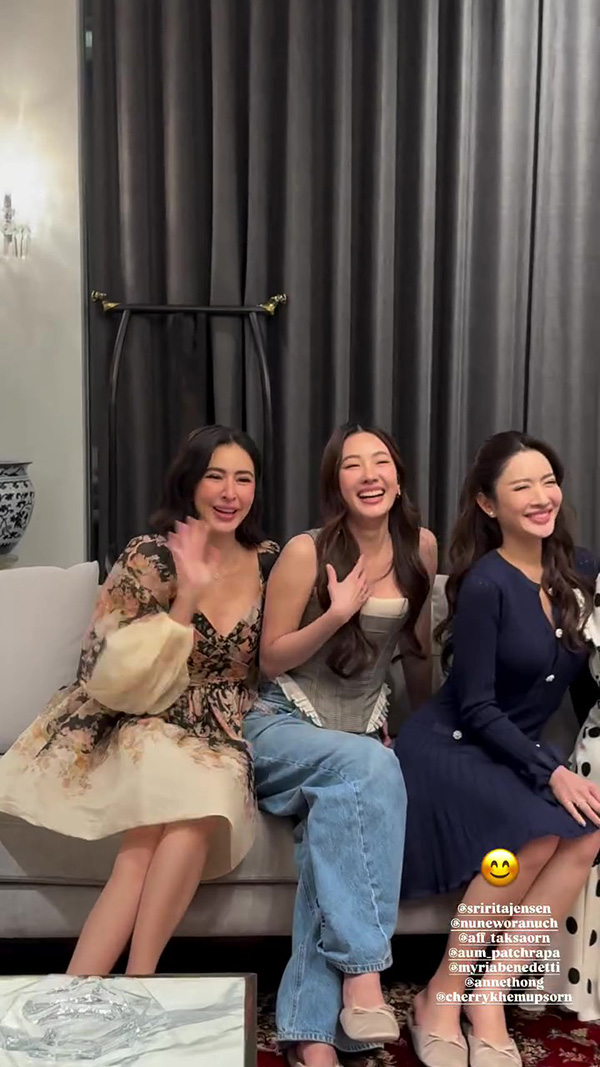 มาดามแป้ง เปิดบ้านจัดปาร์ตี้ปีใหม่