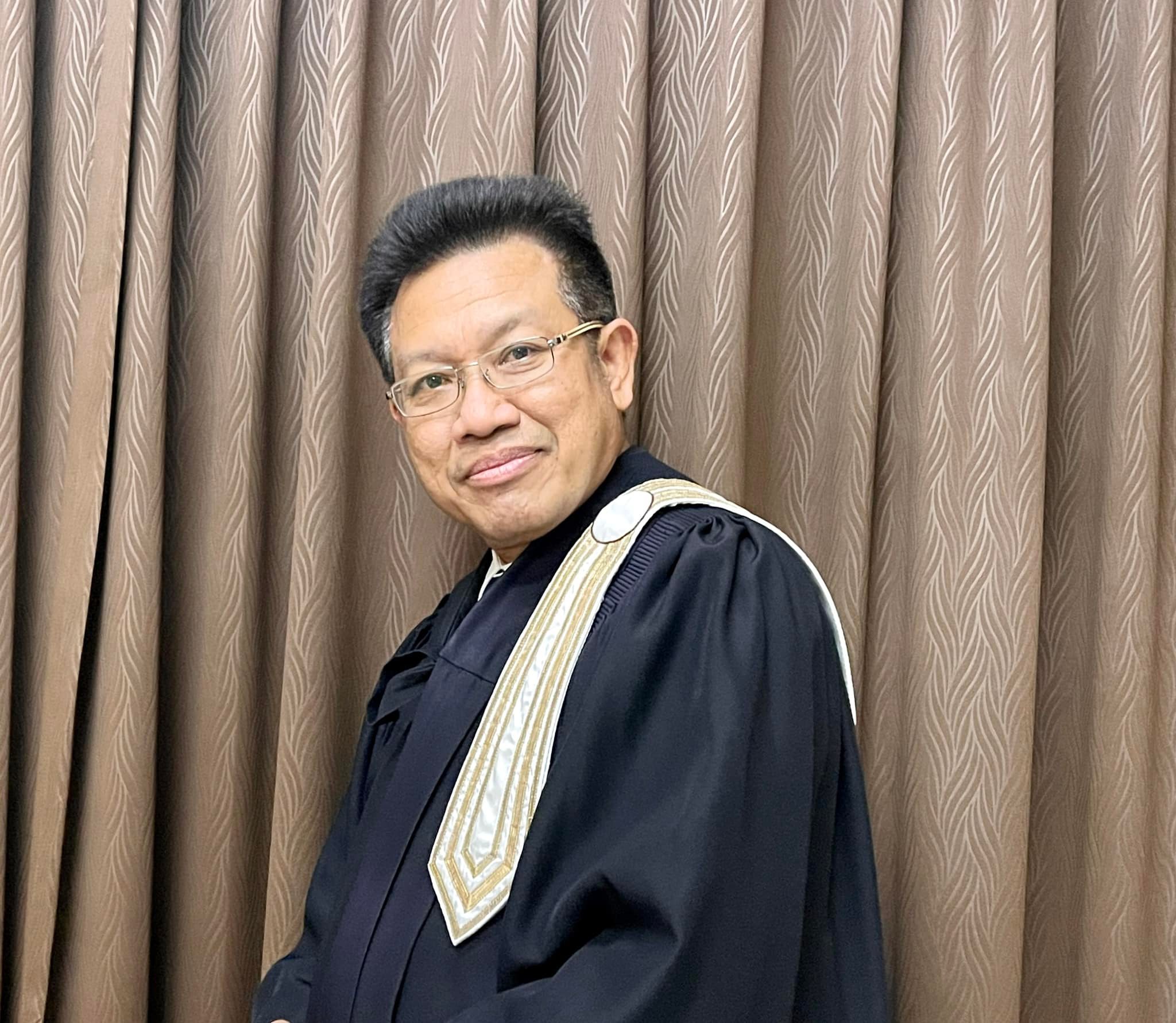 ทนายดัง ๆ