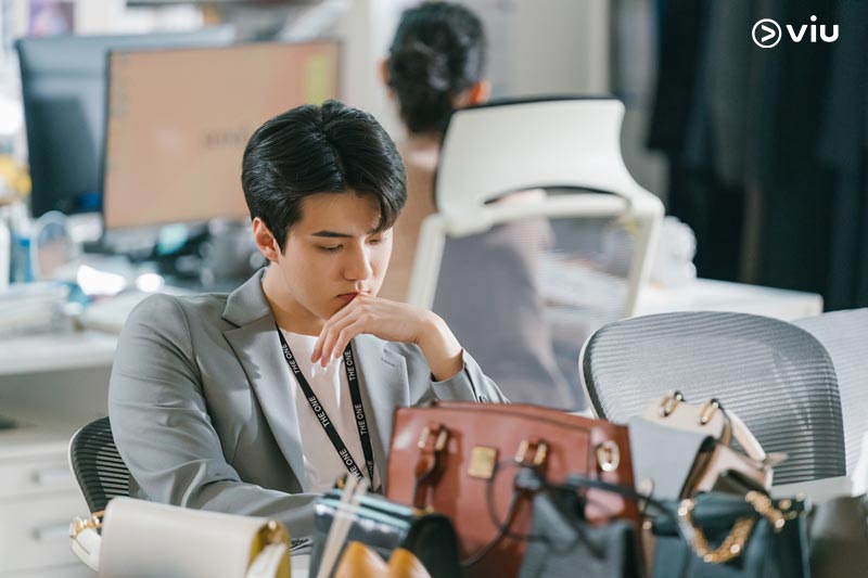 Now We Are Breaking Up