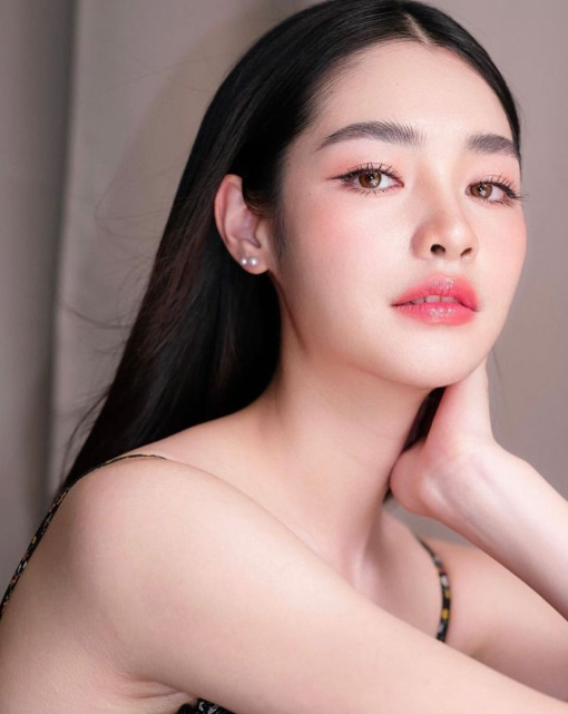 มิ้นท์ รัญชน์รวี ประวัติดารา