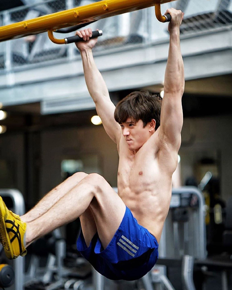 ตงตง กฤษกร