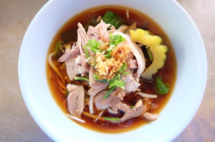 ก๋วยเตี๋ยวไก่ ก๋วยเตี๋ยวไก่มะระ