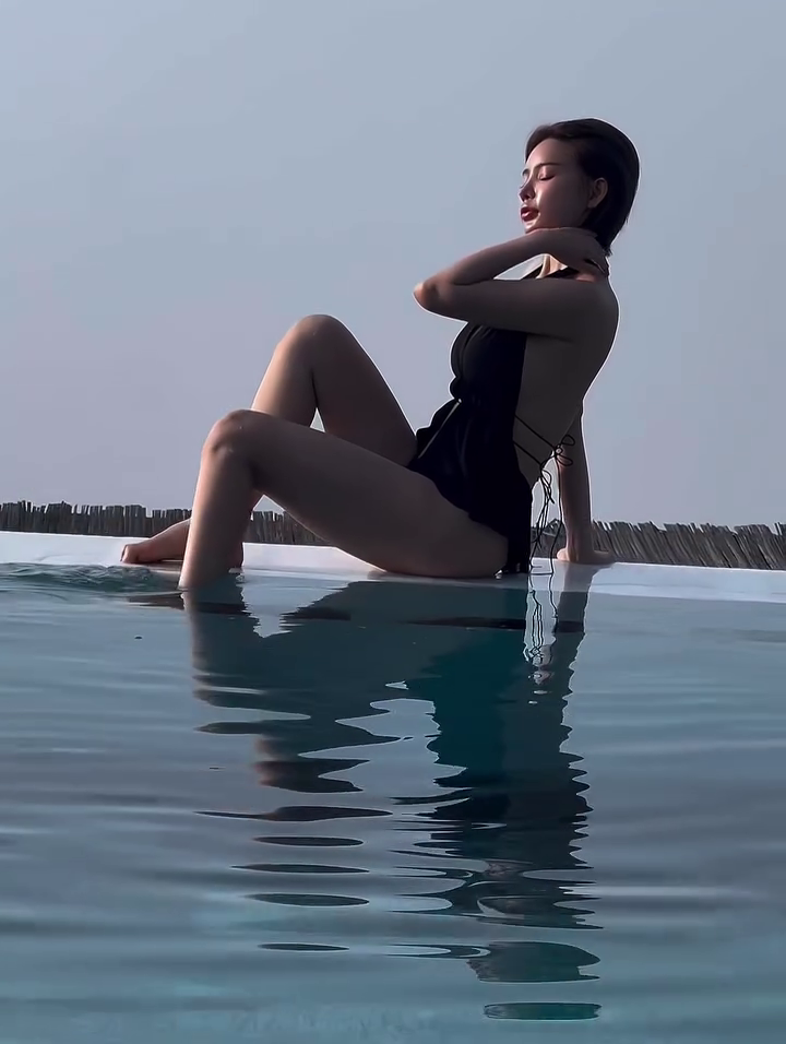 โนเกียร์ สุธาศินี ไอดอลสาวสุดเซ็กซี่