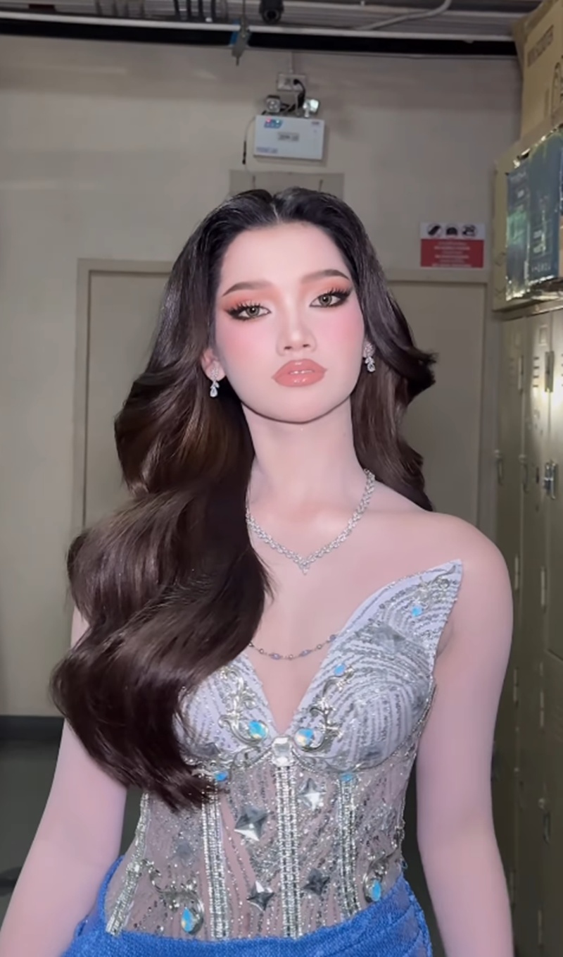 ผักบุ้ง ศรัณย์พร
