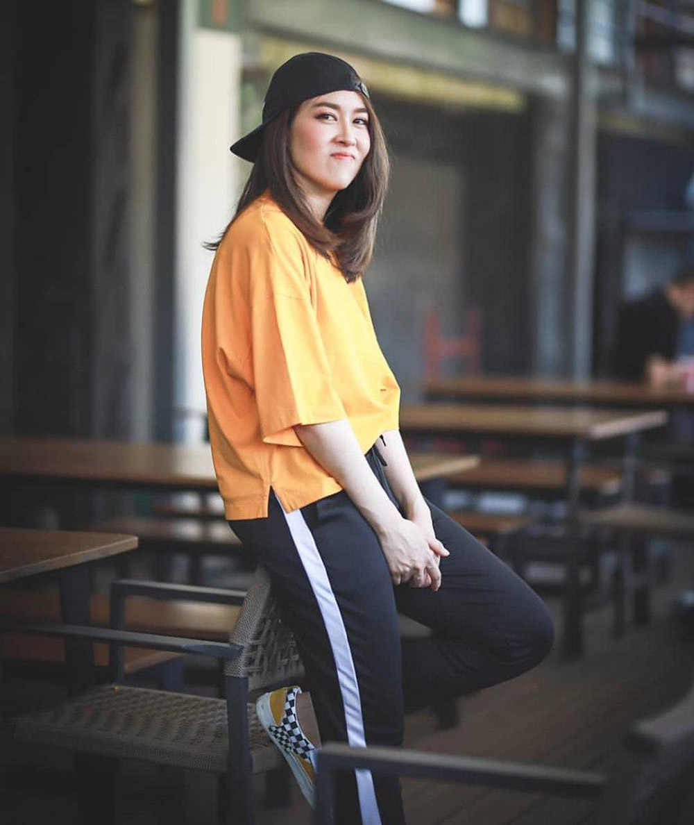 เชียร์ ฑิฆัมพร