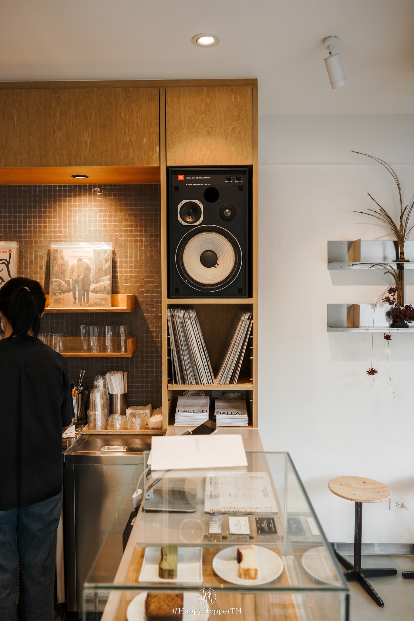 Ballad Coffee Bar