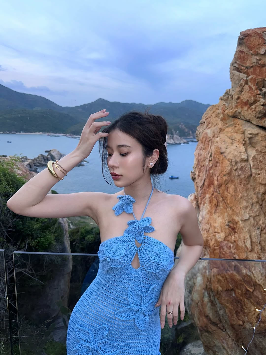 เก้า สุภัสสรา อวดลุคเซ็กซี่ซู่ซ่าริมทะเล