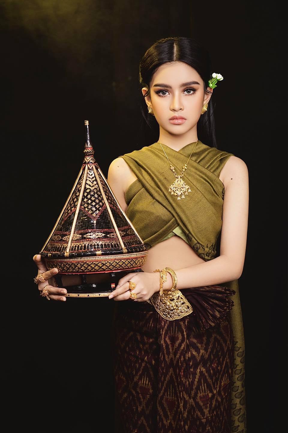 ญาญ่า กัมพูชา