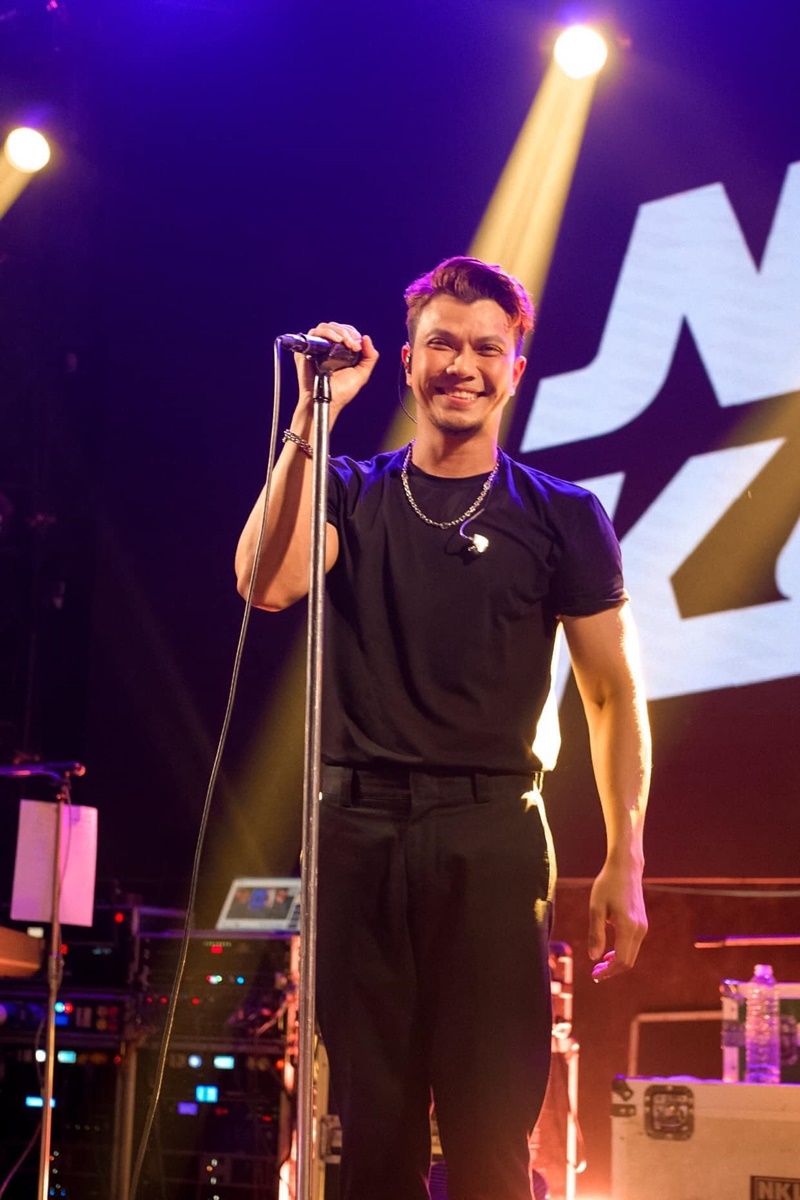 หนุ่ม กะลา